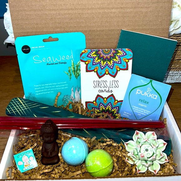 Stress Less Box! - Picture 2 of 12